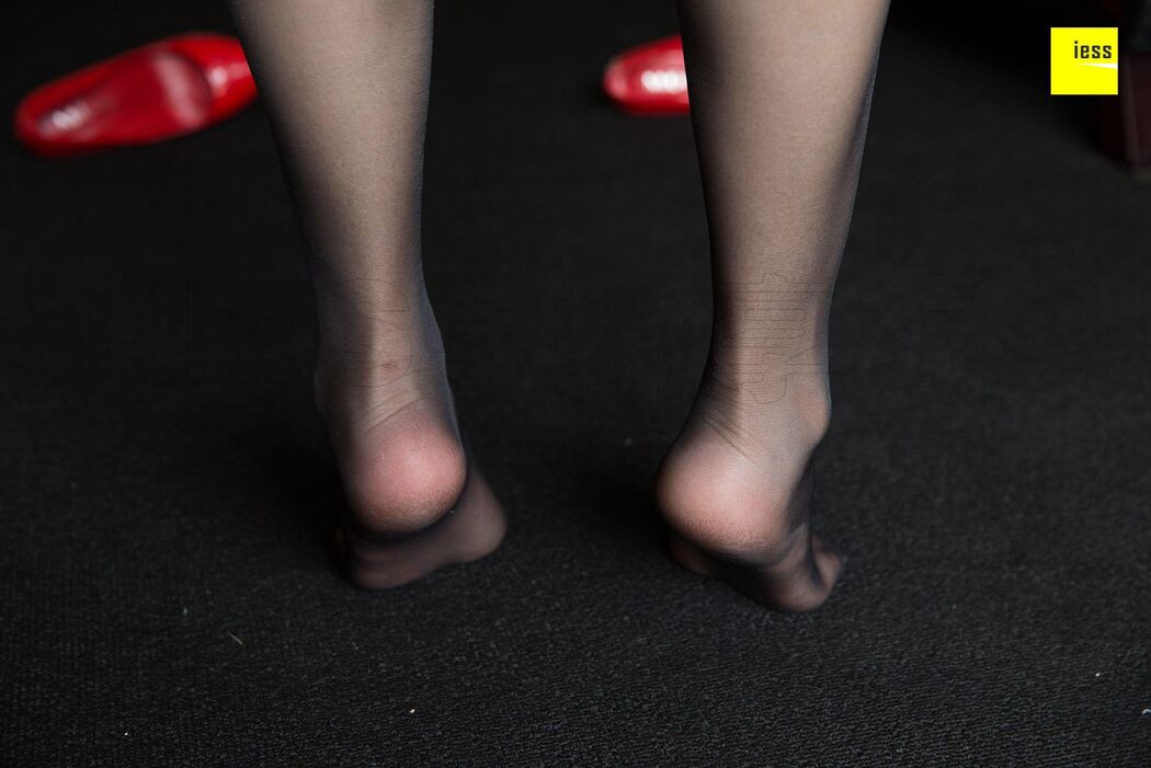 Wen Xin "Fatty Feet Charm Black Silk" [异思趣向IESS] Sixiangjia 232