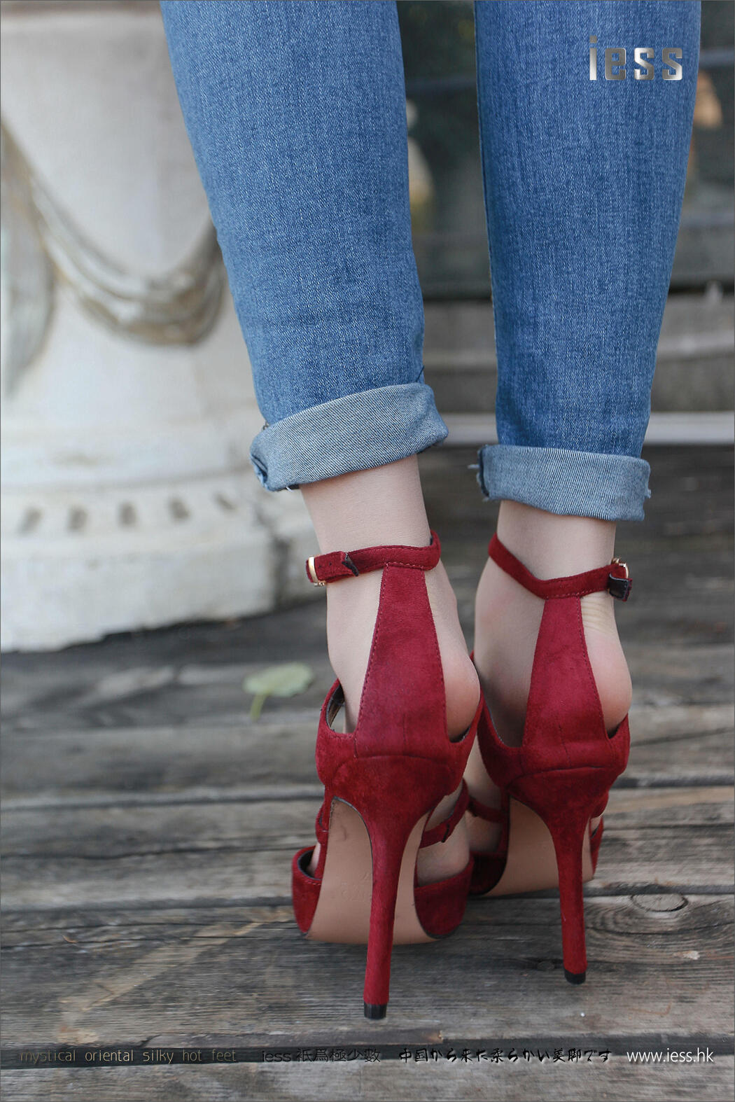 Silky Foot Bento 102 Jia Ye "Fairy Brand Jeans and High-heeled Pork" [IESS Wei Si Fun Xiang]