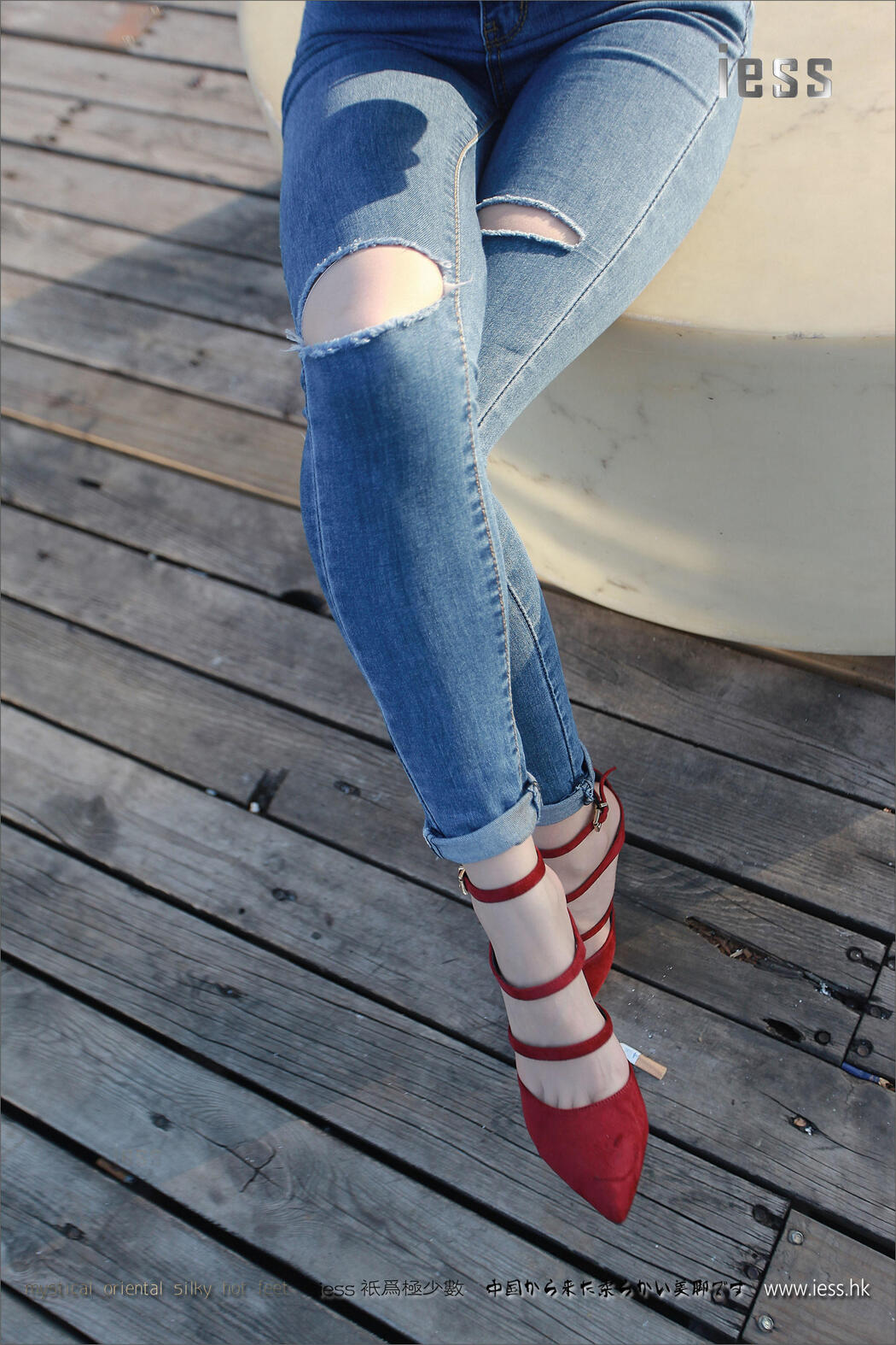Silky Foot Bento 102 Jia Ye "Fairy Brand Jeans and High-heeled Pork" [IESS Wei Si Fun Xiang]