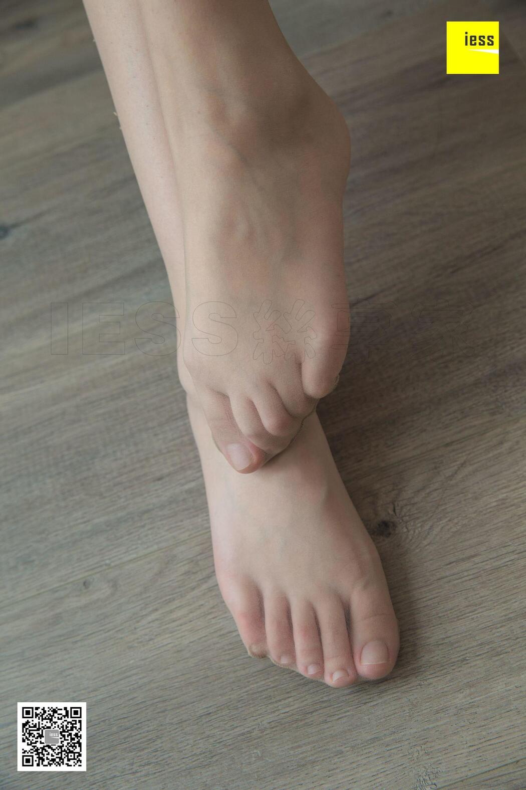 Model Wenxin "Wenxin Micro-Fat Uniform Beauty Foot" [异思趣向IESS]