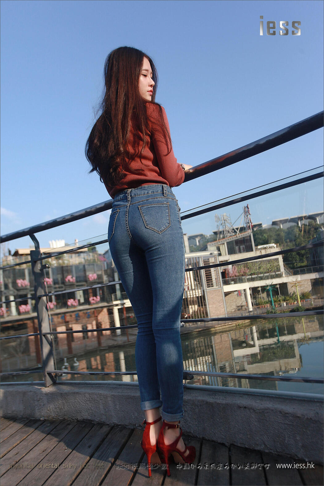 Silky Foot Bento 102 Jia Ye "Fairy Brand Jeans and High-heeled Pork" [IESS Wei Si Fun Xiang]