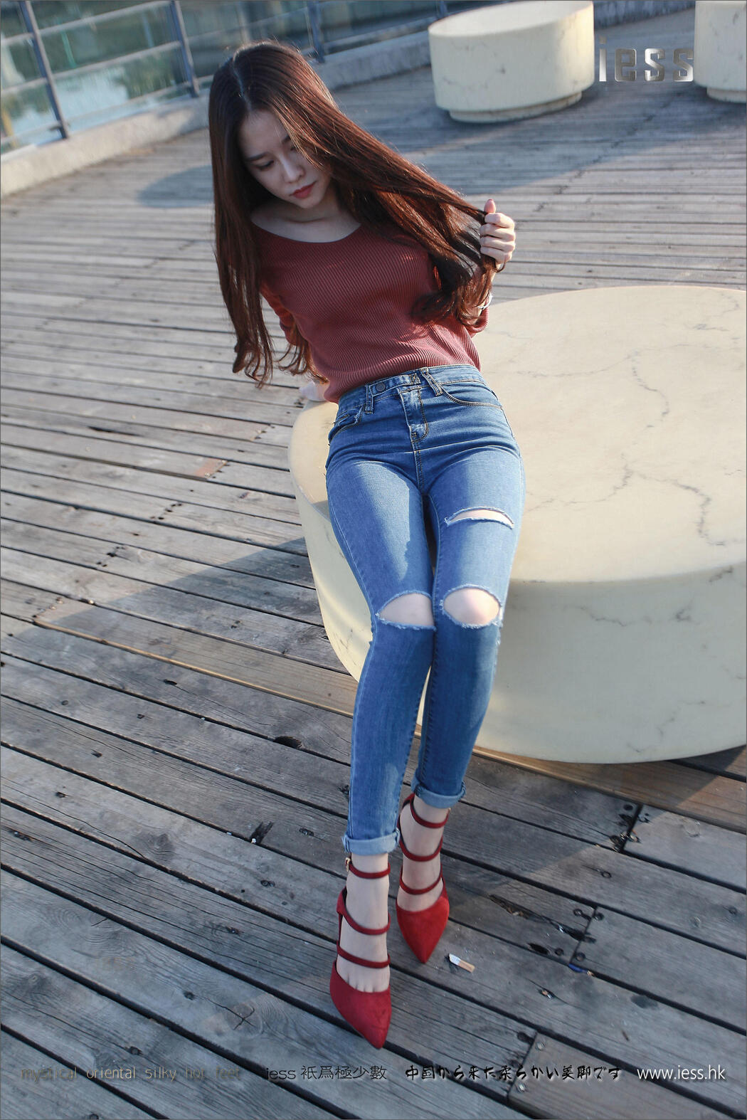 Silky Foot Bento 102 Jia Ye "Fairy Brand Jeans and High-heeled Pork" [IESS Wei Si Fun Xiang]