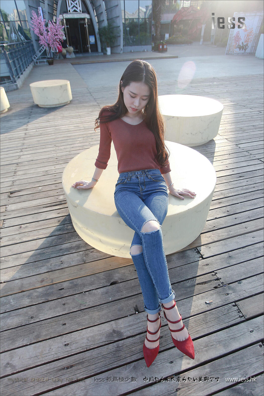 Silky Foot Bento 102 Jia Ye "Fairy Brand Jeans and High-heeled Pork" [IESS Wei Si Fun Xiang]