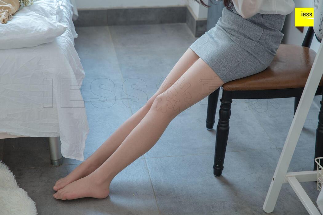 Wen Xin "The Slightly Upturned Curve" [Iss to IESS] Sixiangjia 311 Beautiful Legs and Feet