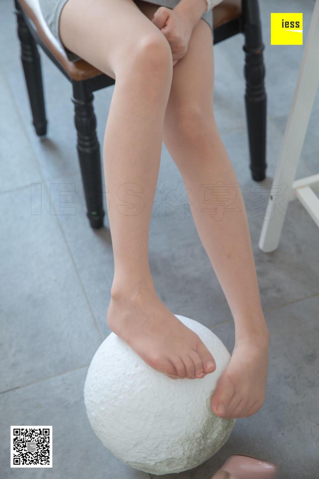 Wen Xin "The Slightly Upturned Curve" [Iss to IESS] Sixiangjia 311 Beautiful Legs and Feet