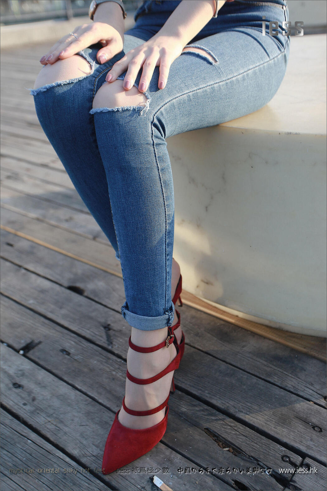 Silky Foot Bento 102 Jia Ye "Fairy Brand Jeans and High-heeled Pork" [IESS Wei Si Fun Xiang]
