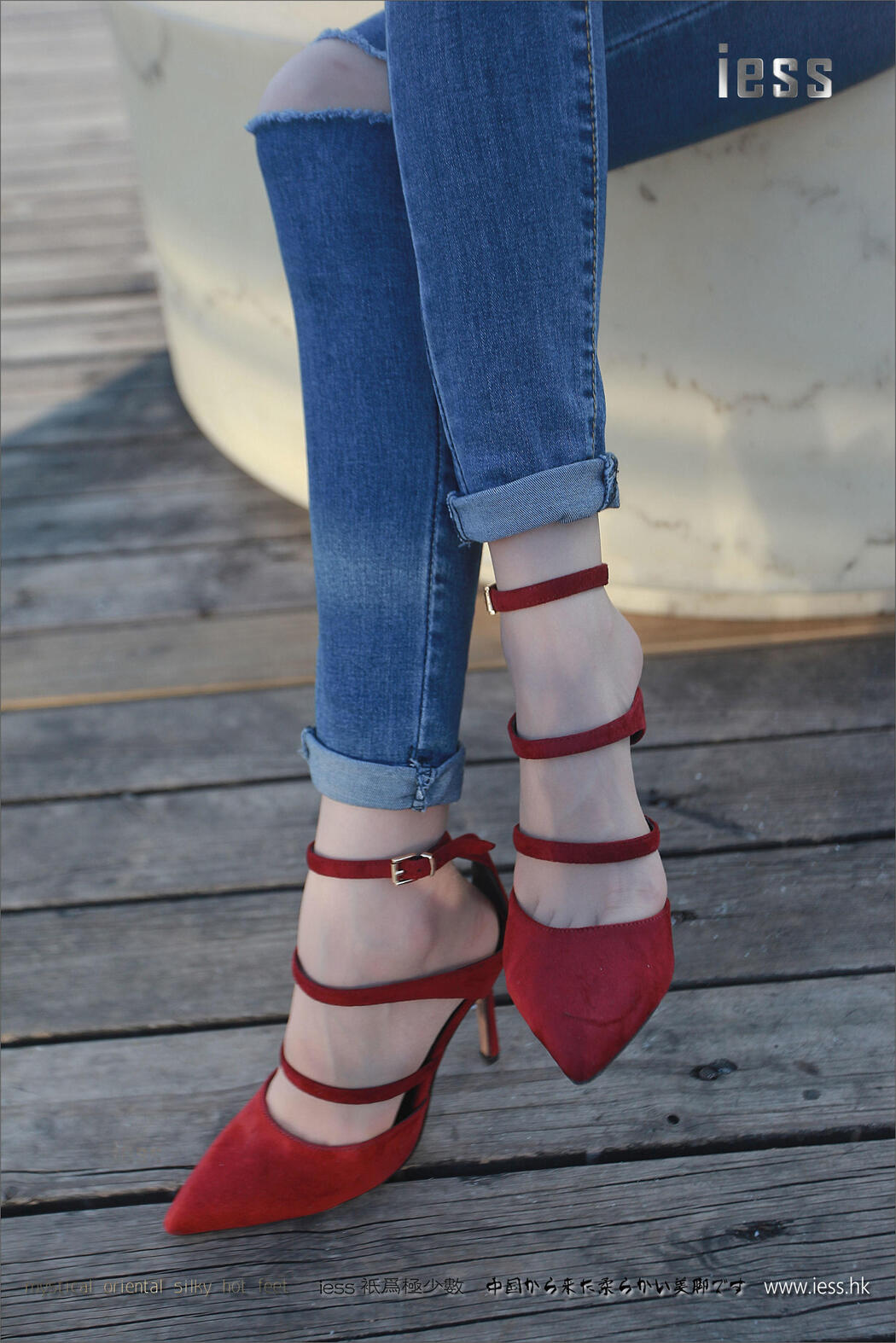 Silky Foot Bento 102 Jia Ye "Fairy Brand Jeans and High-heeled Pork" [IESS Wei Si Fun Xiang]