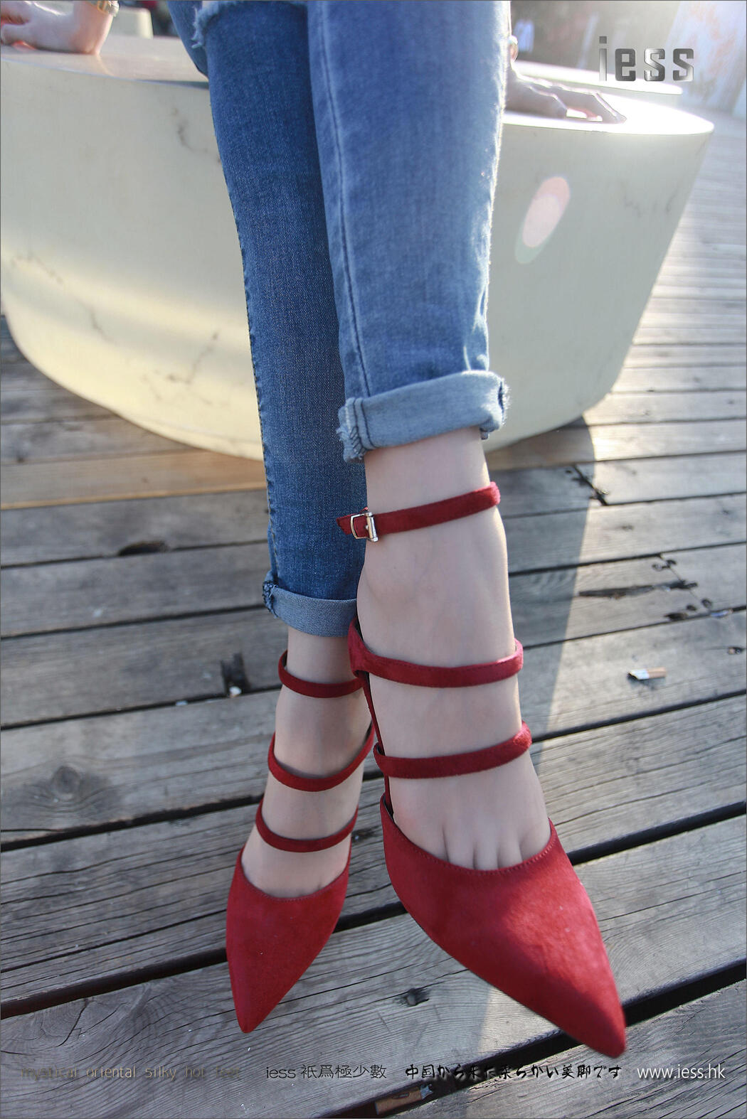 Silky Foot Bento 102 Jia Ye "Fairy Brand Jeans and High-heeled Pork" [IESS Wei Si Fun Xiang]