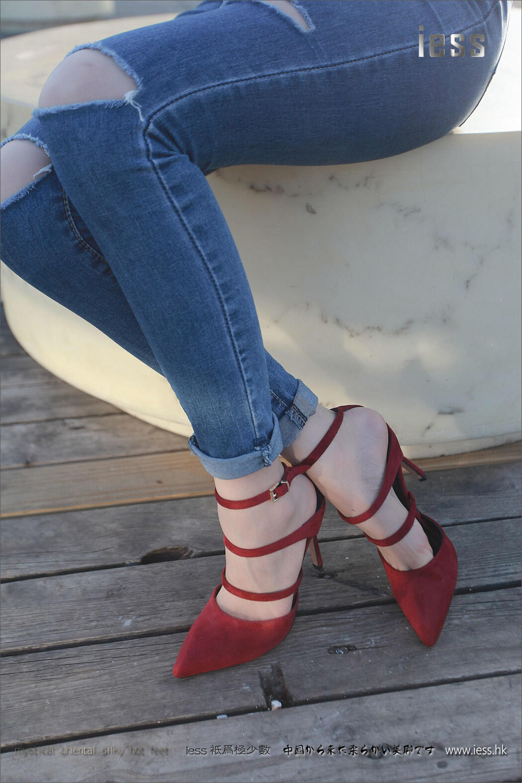 Silky Foot Bento 102 Jia Ye "Fairy Brand Jeans and High-heeled Pork" [IESS Wei Si Fun Xiang]