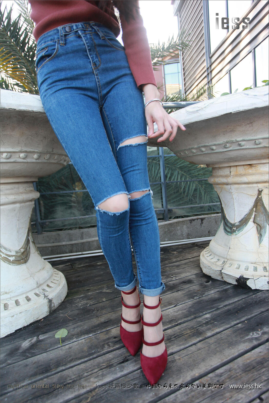 Silky Foot Bento 102 Jia Ye "Fairy Brand Jeans and High-heeled Pork" [IESS Wei Si Fun Xiang]