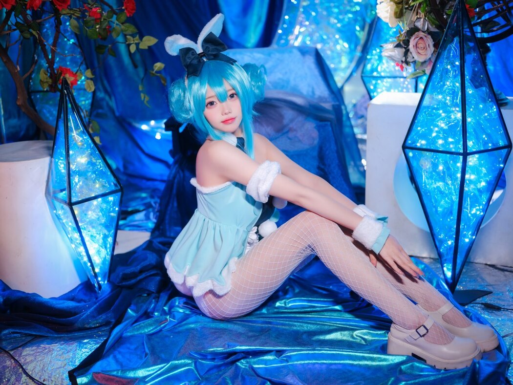 Coser@黏黏团子兔 – MIKU初音未来兔女郎