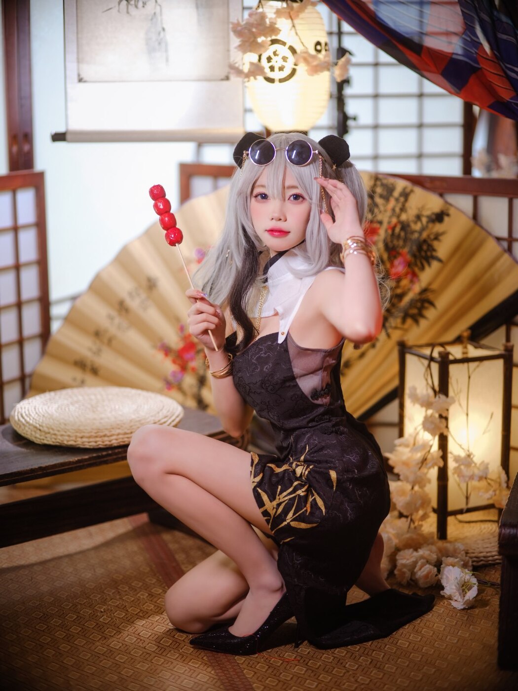 Coser@黏黏团子兔 – 食铁兽