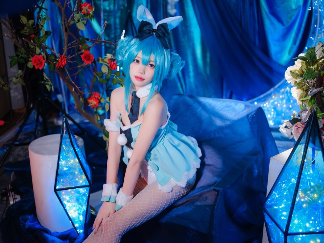 Coser@黏黏团子兔 – MIKU初音未来兔女郎