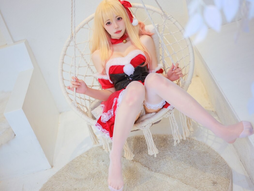 Coser@黏黏团子兔 – 喜多川海梦圣诞