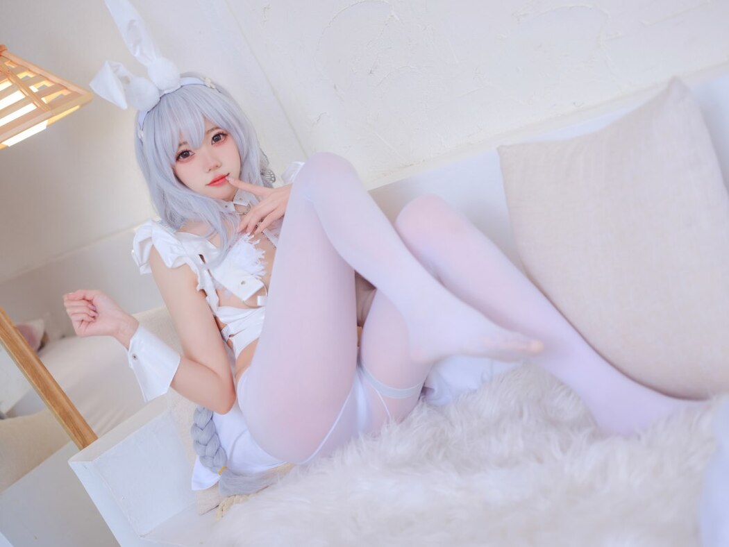 Coser@黏黏团子兔 – 恶毒兔女郎