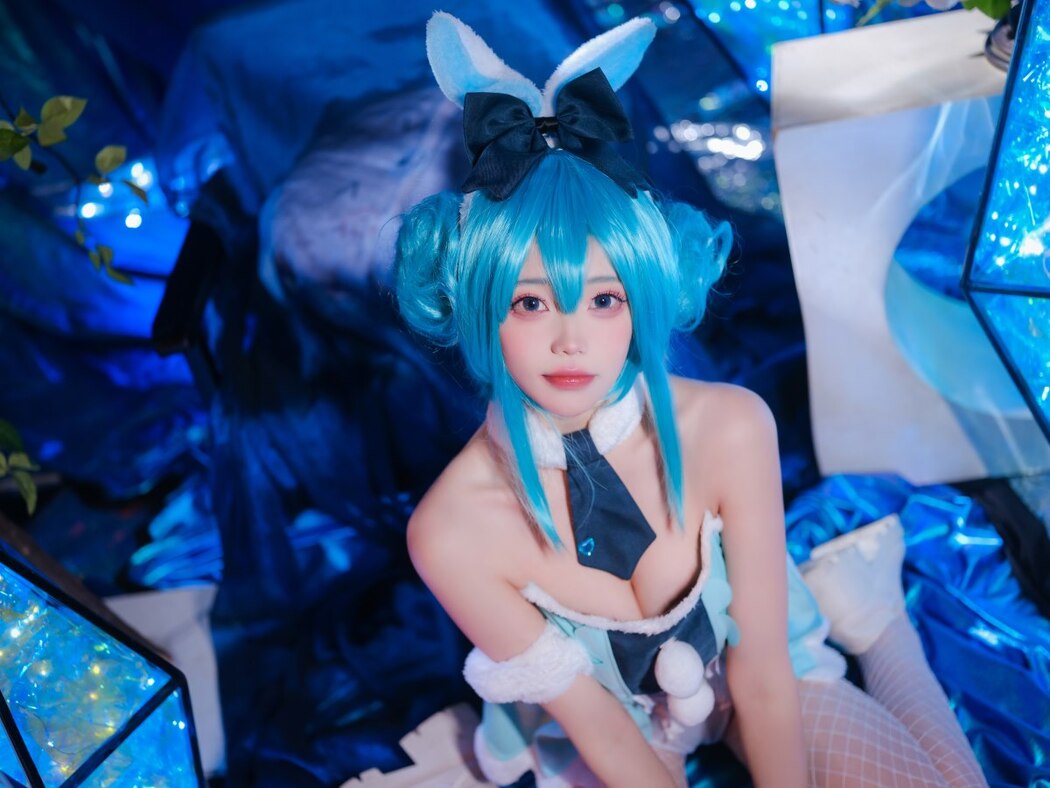 Coser@黏黏团子兔 – MIKU初音未来兔女郎