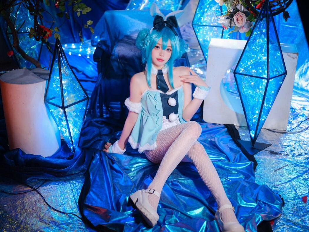 Coser@黏黏团子兔 – MIKU初音未来兔女郎