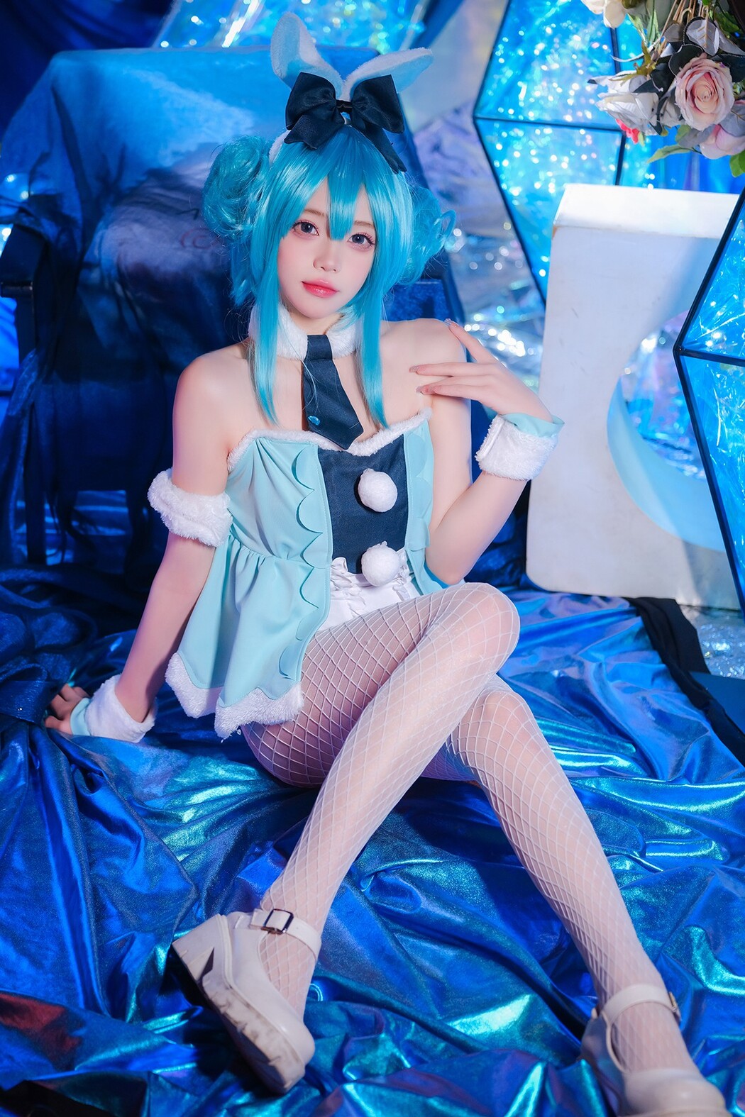 Coser@黏黏团子兔 – MIKU初音未来兔女郎 Cover Photo