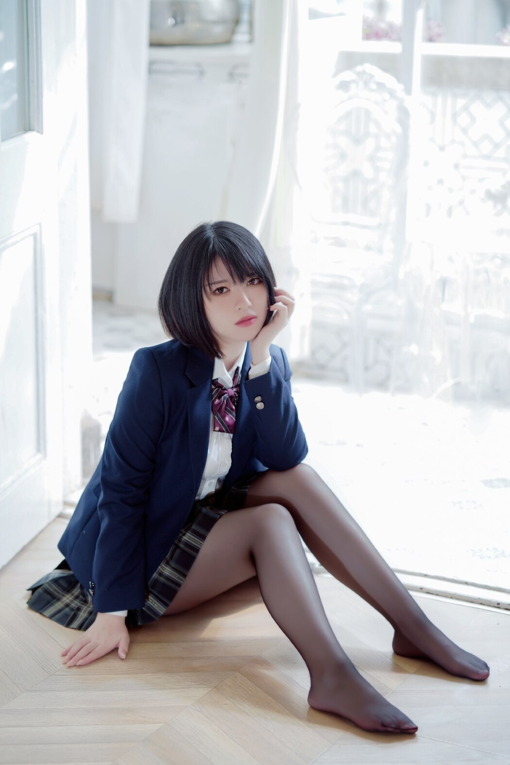 Coser@半半子 – 彼女の制服姿が好き