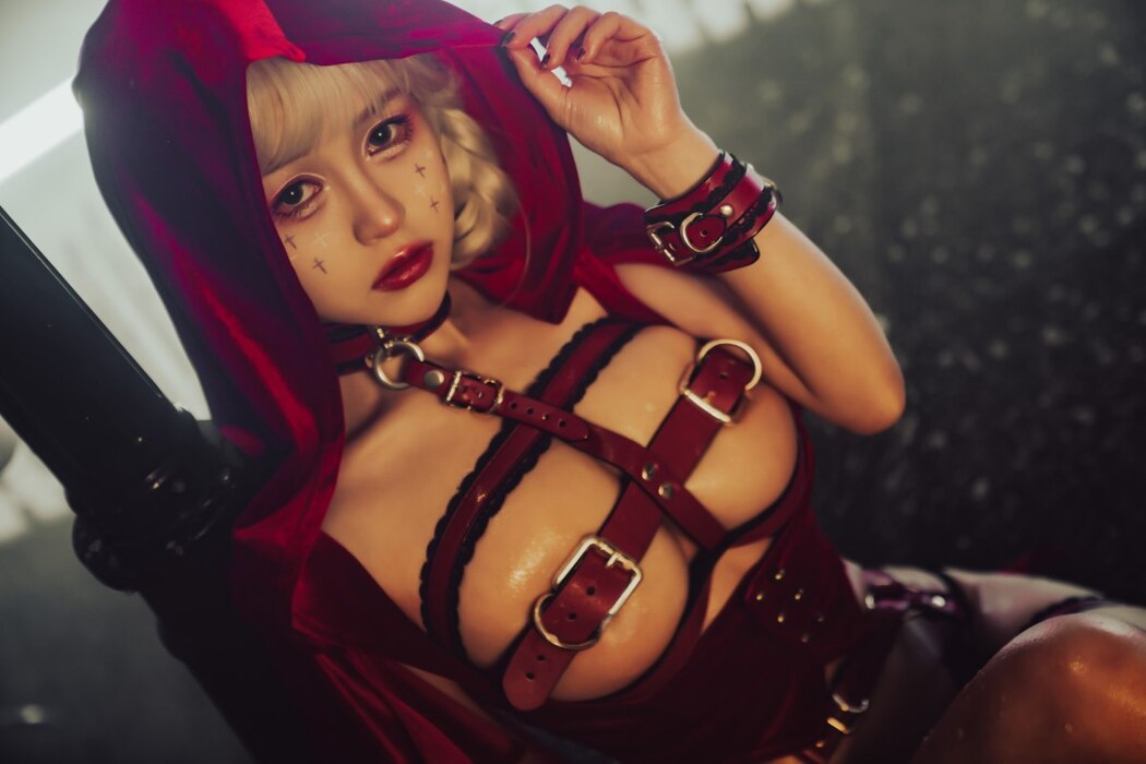 Coser@晕崽Zz – 圣诞小红帽