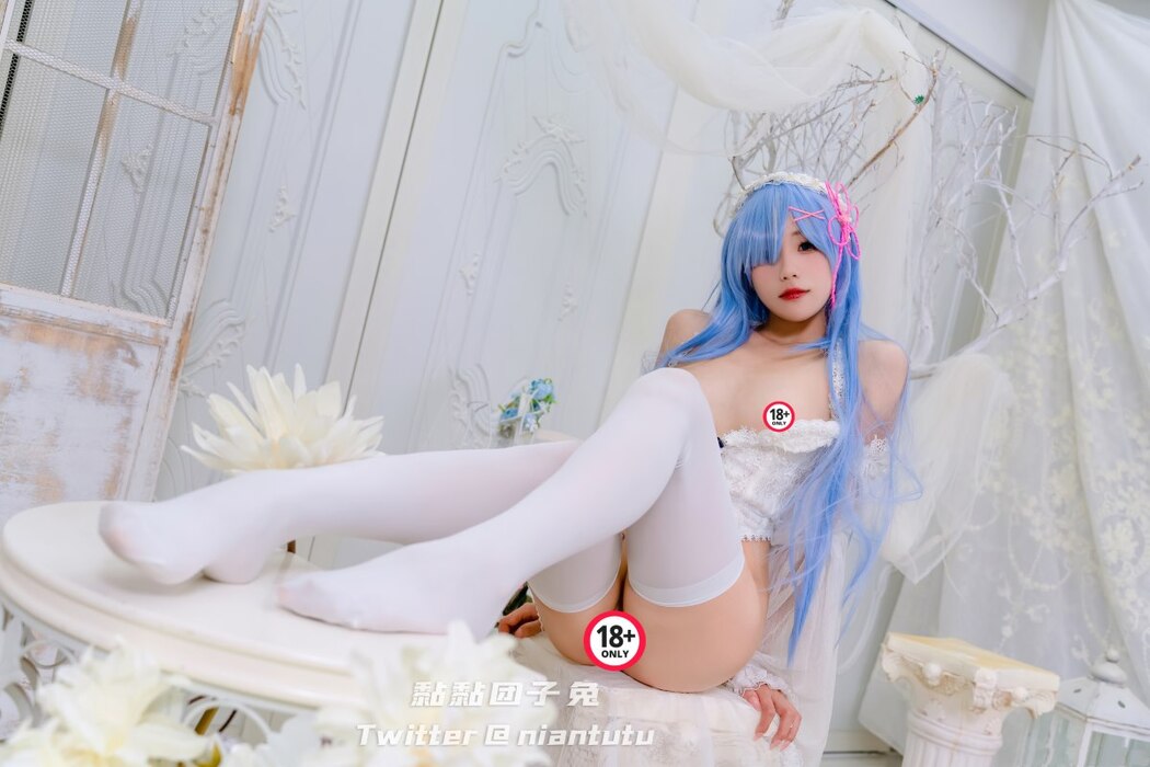 Coser@黏黏团子兔 – 长发蕾姆