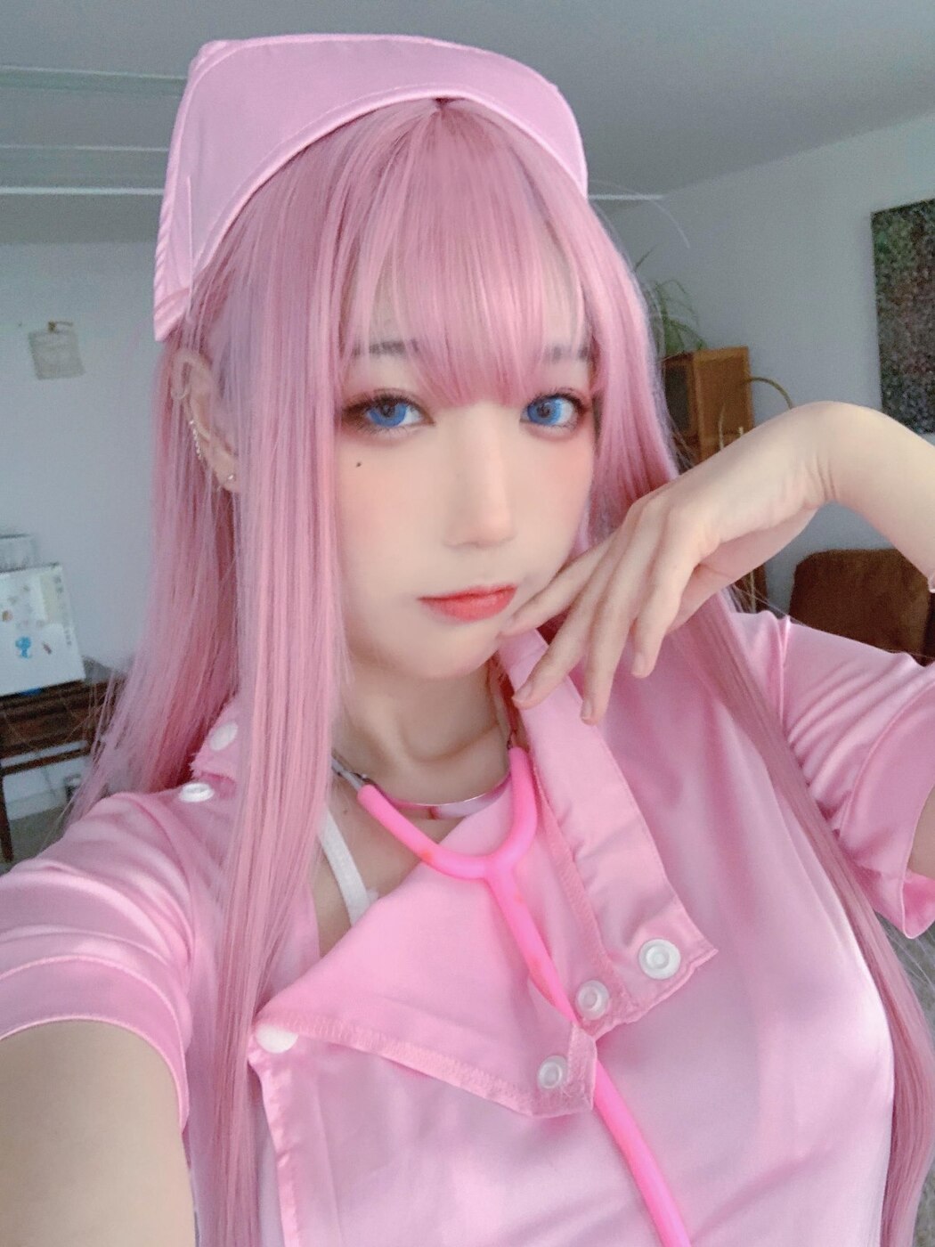 Coser@皮皮奶可可爱了啦 x 周叽是可爱兔兔 – 粉蓝护士