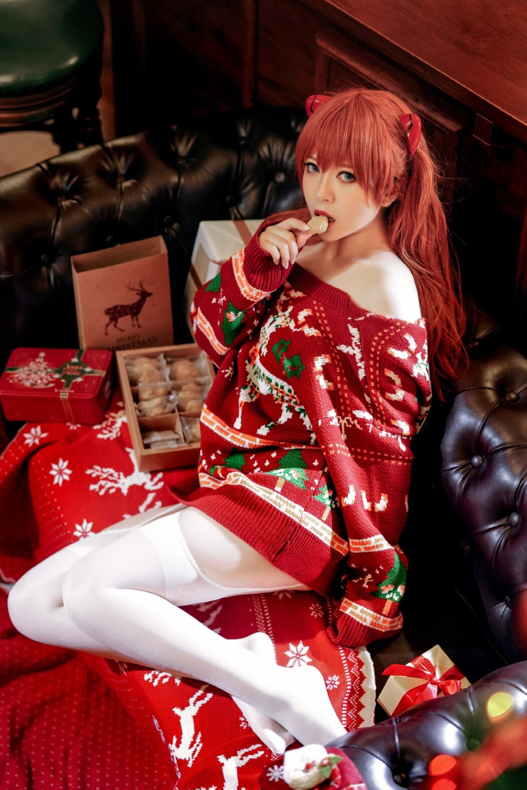 Coser@半半子 – 式波 ASUKA Christmas