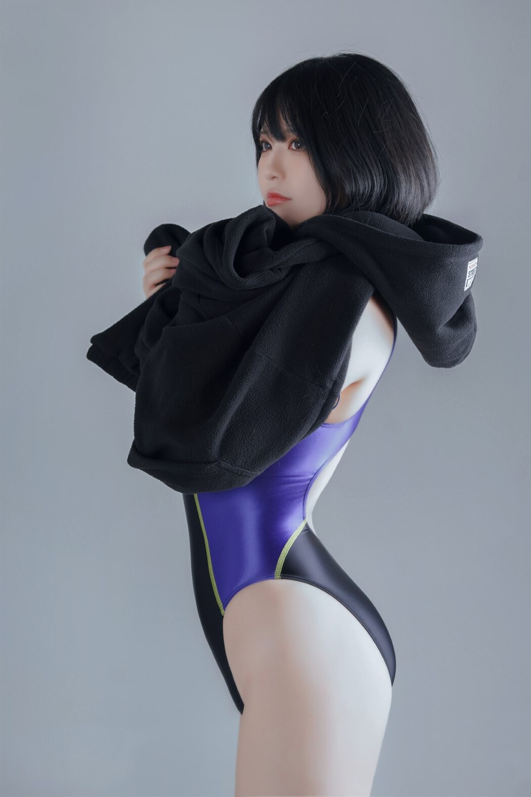 Coser@半半子 竞泳