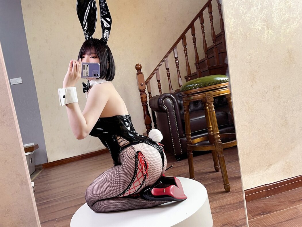 Coser@半半子 – Bunny Vol.02