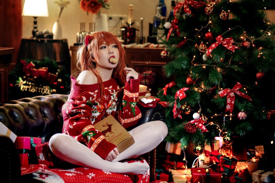 Coser@半半子 – 式波 ASUKA Christmas