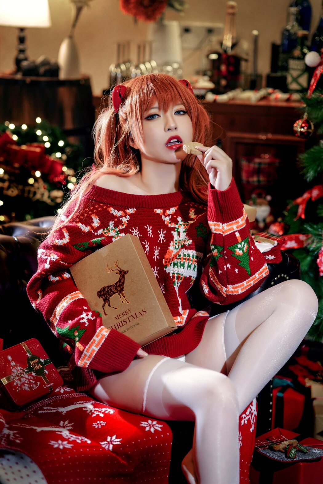 Coser@半半子 – 式波 ASUKA Christmas