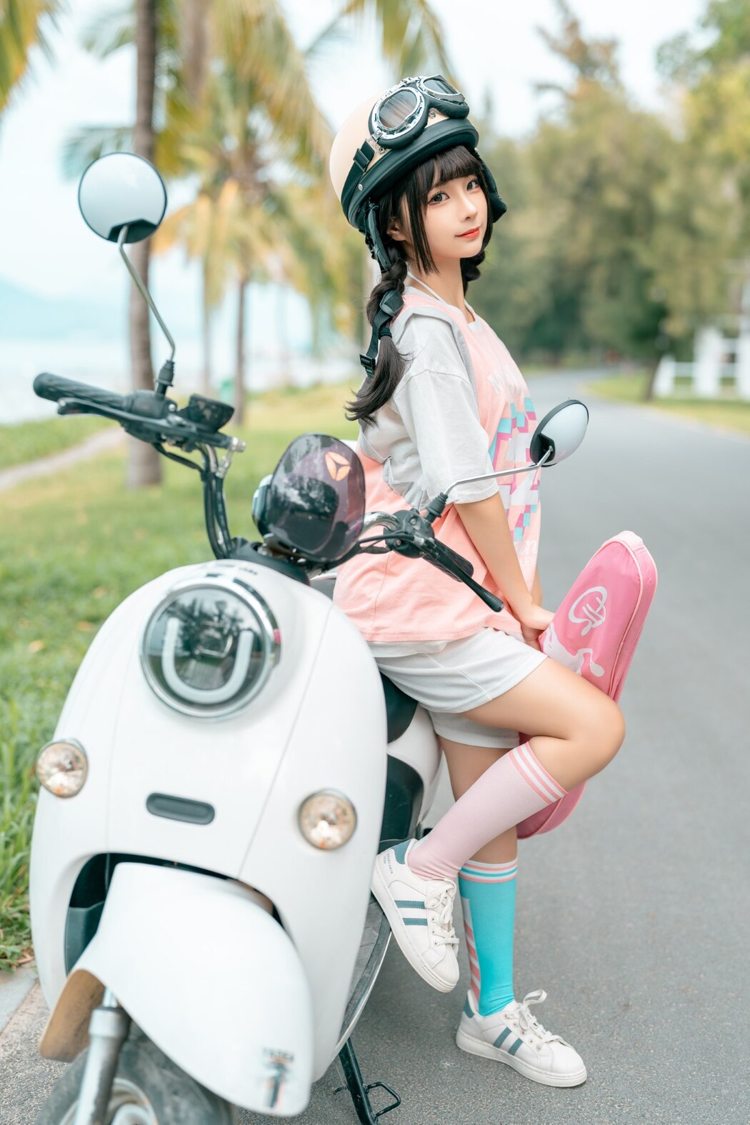 Coser@蠢沫沫 Electric Car