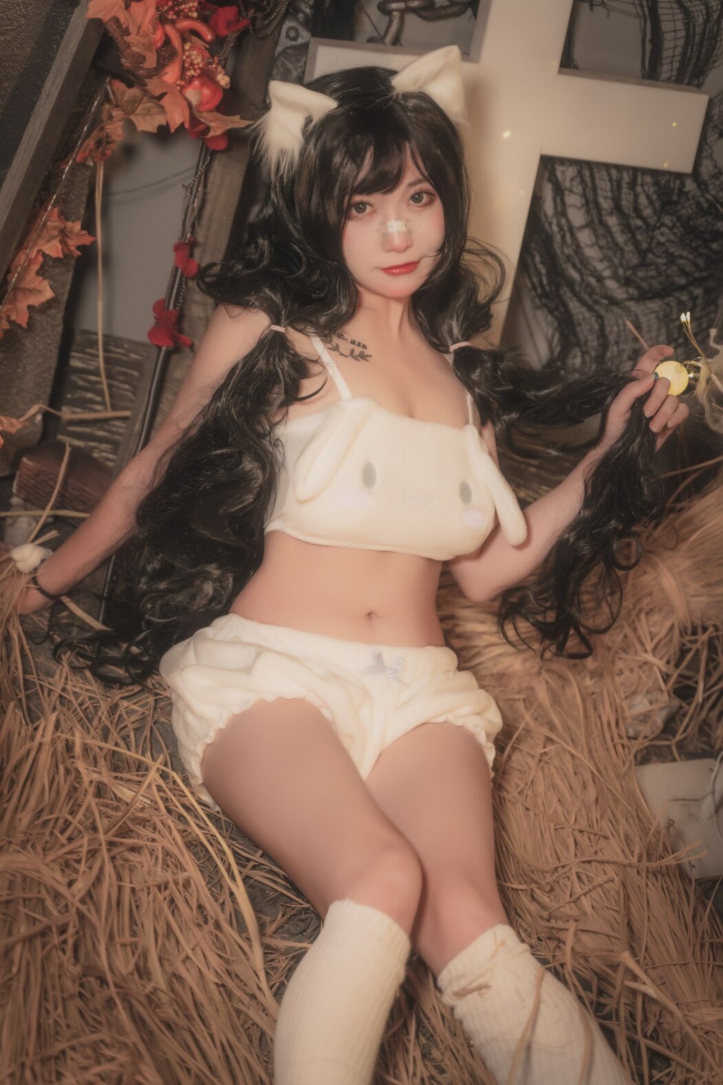 Coser@奇行家狗崽 – 玉桂狗睡衣