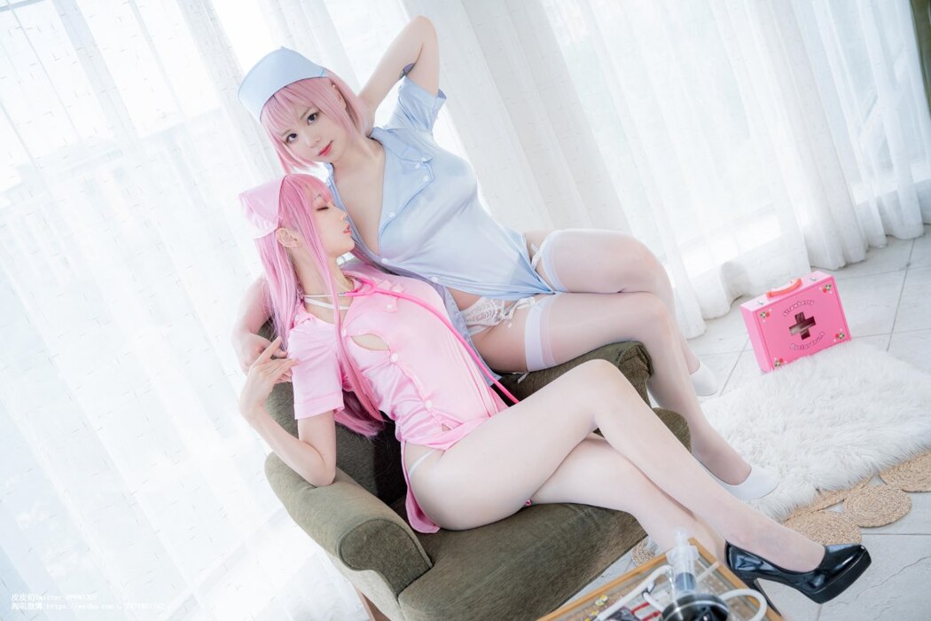 Coser@皮皮奶可可爱了啦 x 周叽是可爱兔兔 – 粉蓝护士