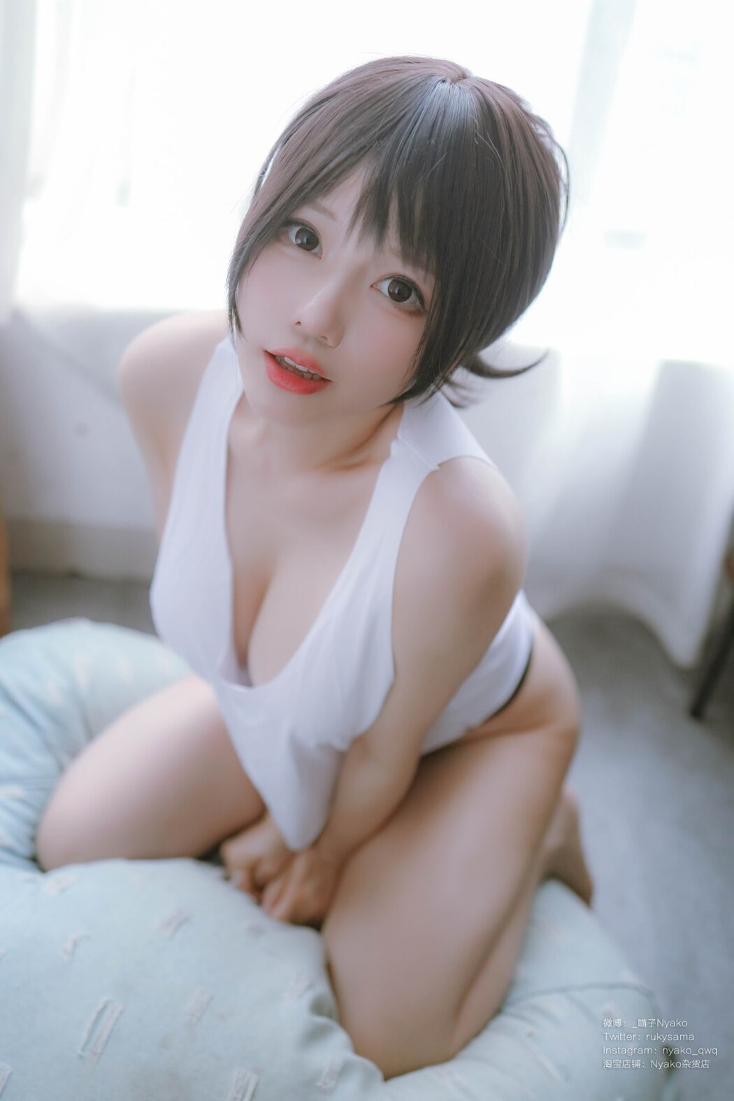 Coser@Nyako喵子 隣のやばいお姉さん 背心