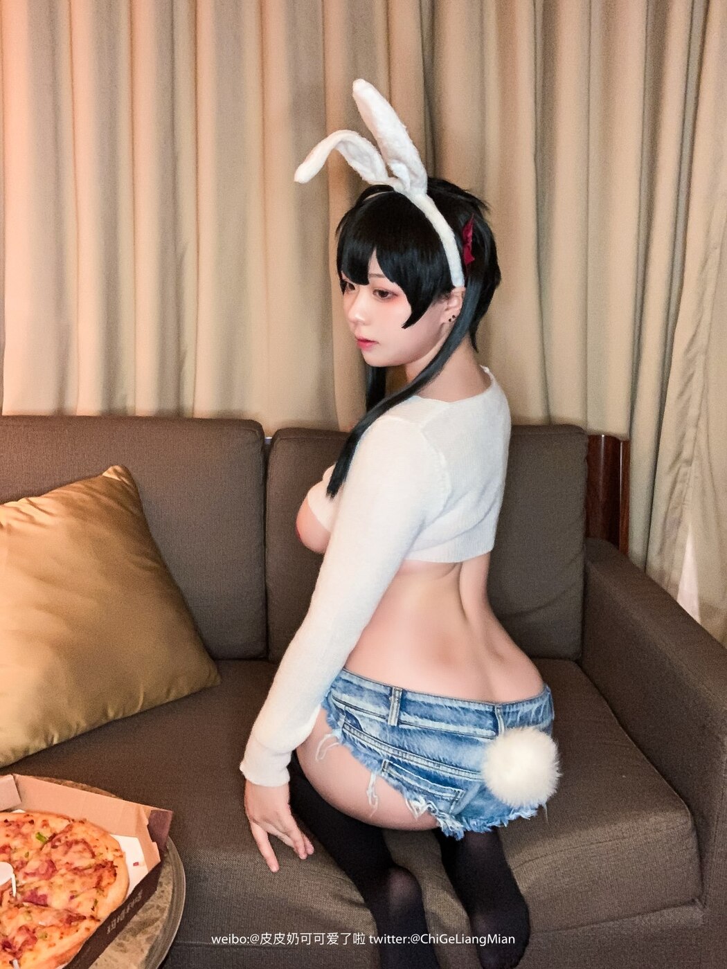 Coser@皮皮奶可可爱了啦 披萨白兔