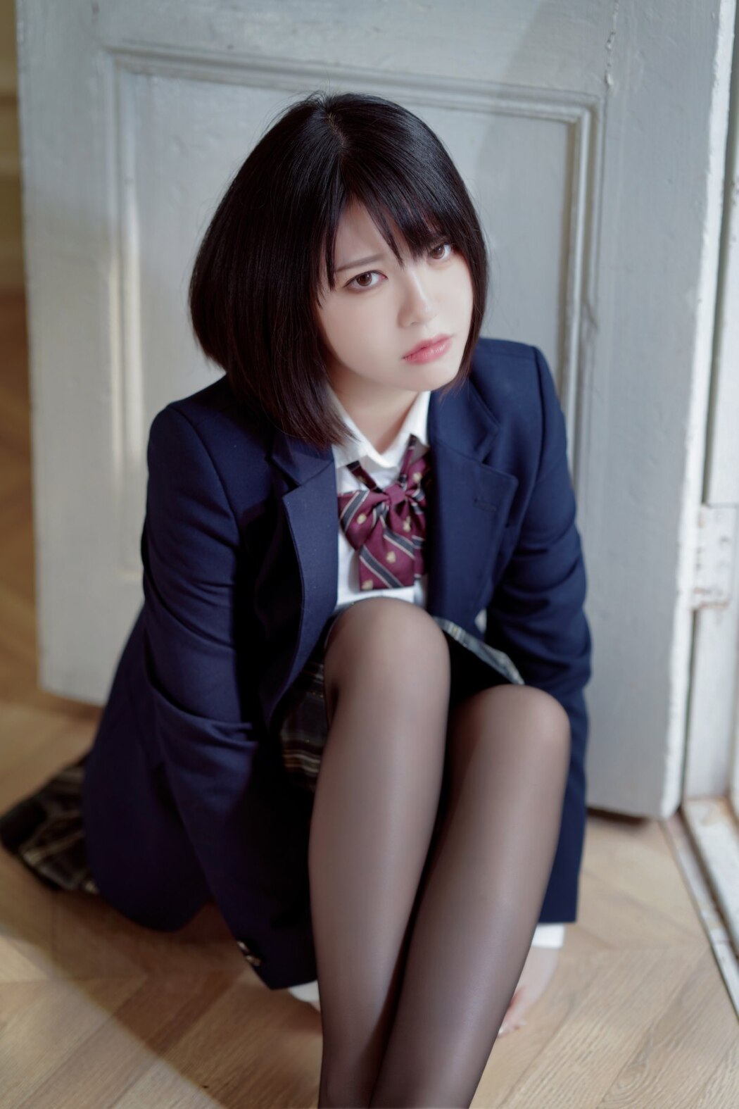 Coser@半半子 – 彼女の制服姿が好き