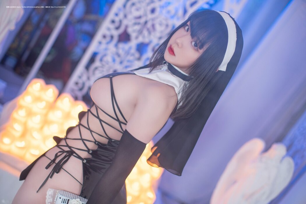 Coser@皮皮奶可可爱了啦 – 系带修女