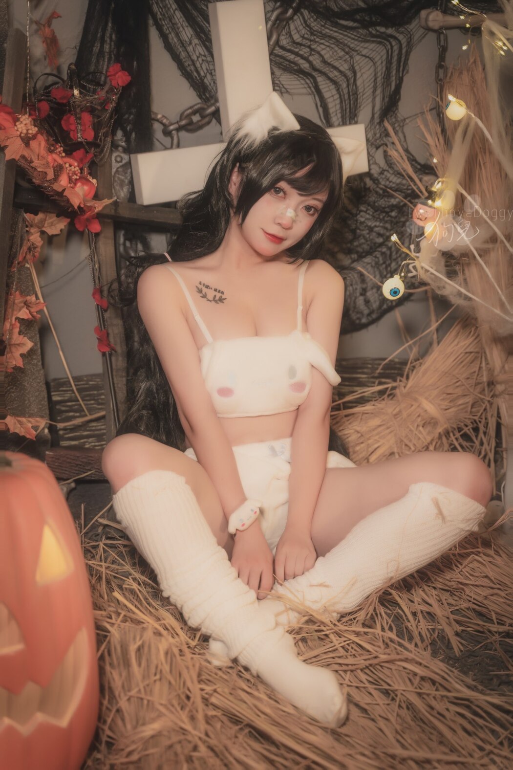 Coser@奇行家狗崽 – 玉桂狗睡衣