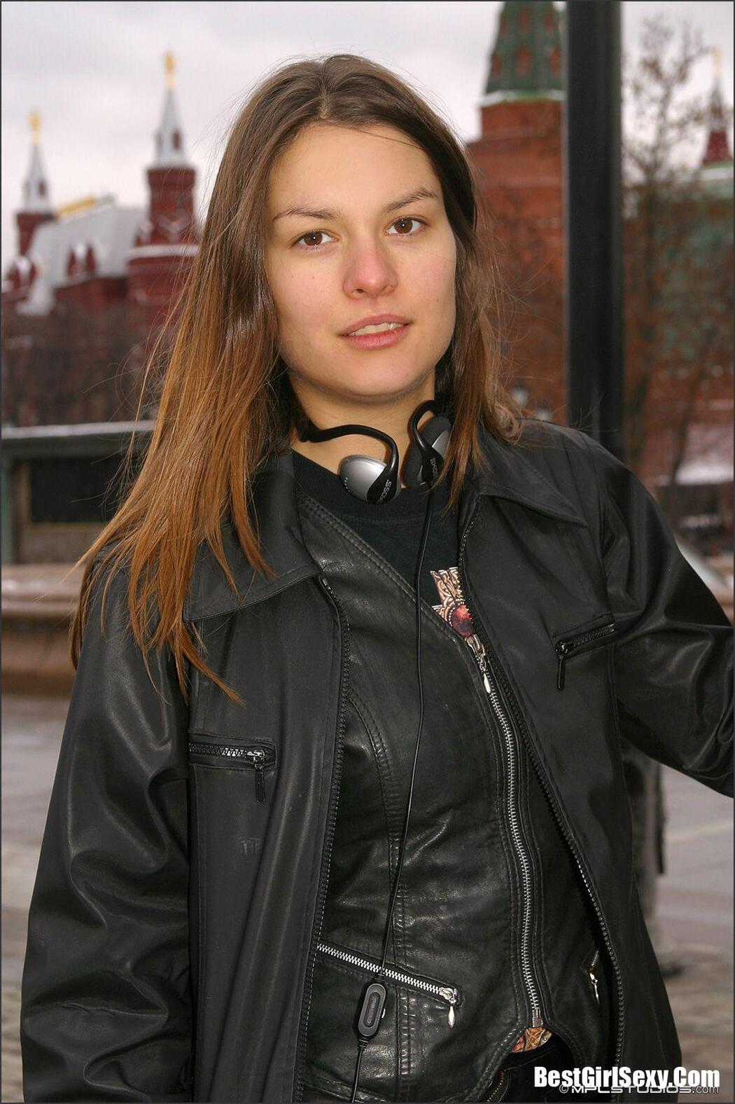 MPLStudios 2007.01.30 Ulia