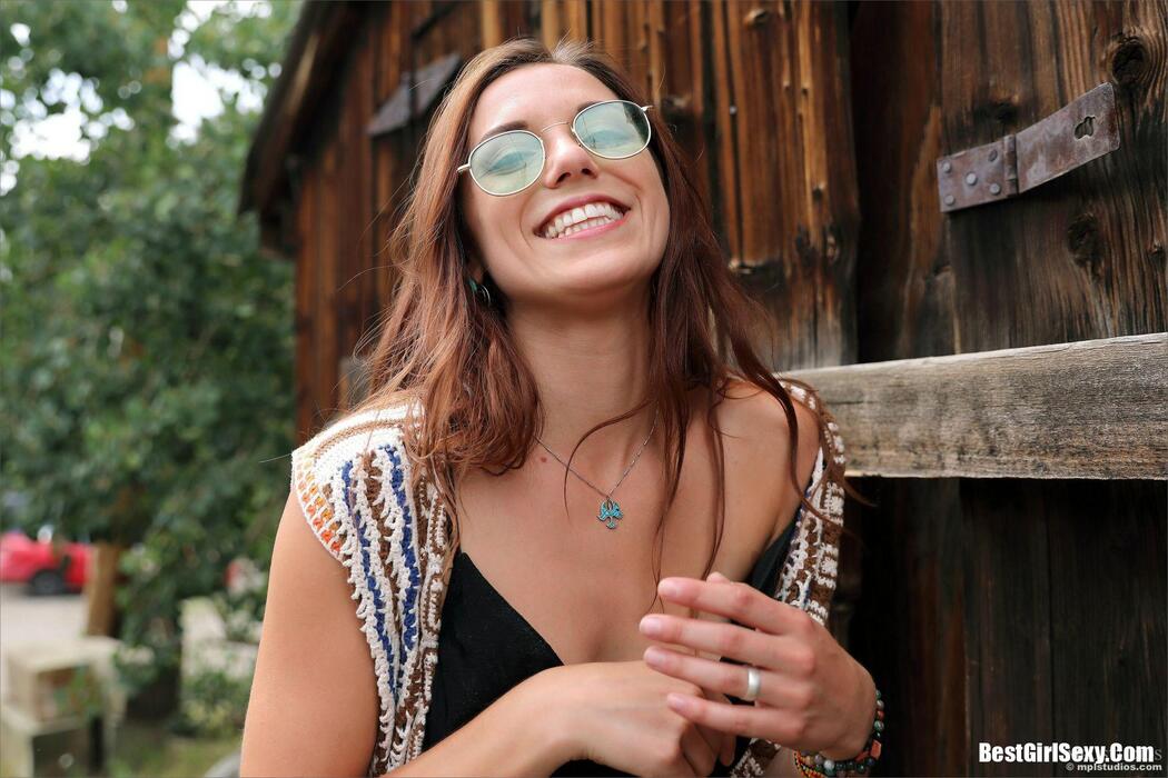 MPLStudios 2020.04.30 Elena Generi