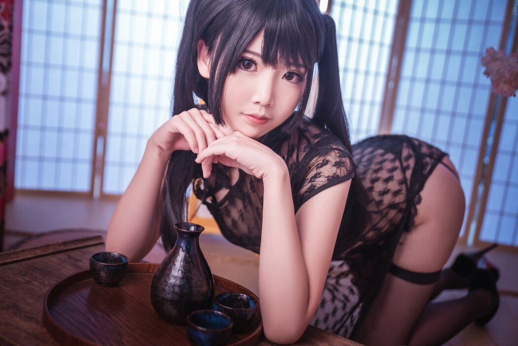 Coser@面饼仙儿 Vol.018 黑丝情趣旗袍