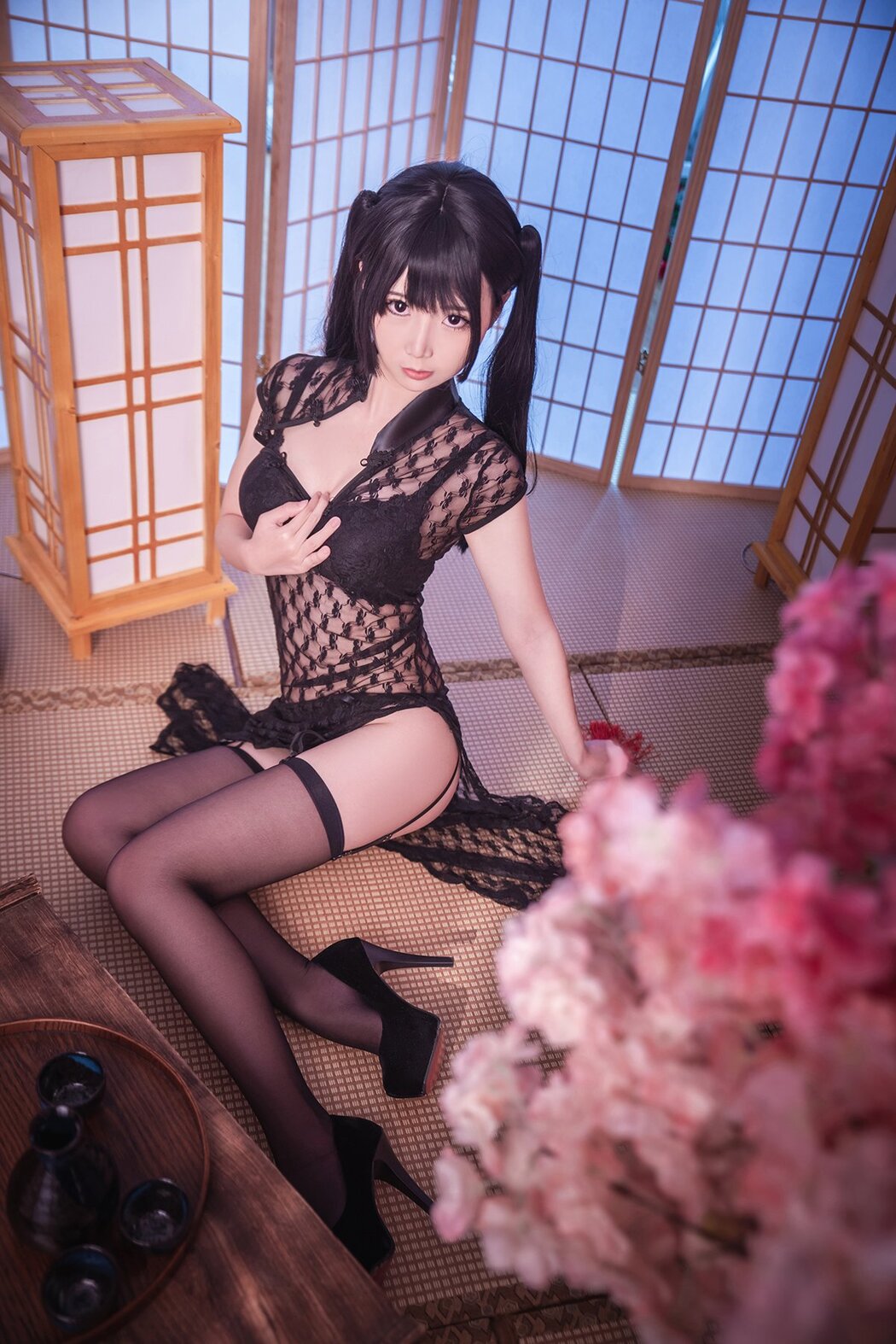 Coser@面饼仙儿 Vol.018 黑丝情趣旗袍 Cover Photo