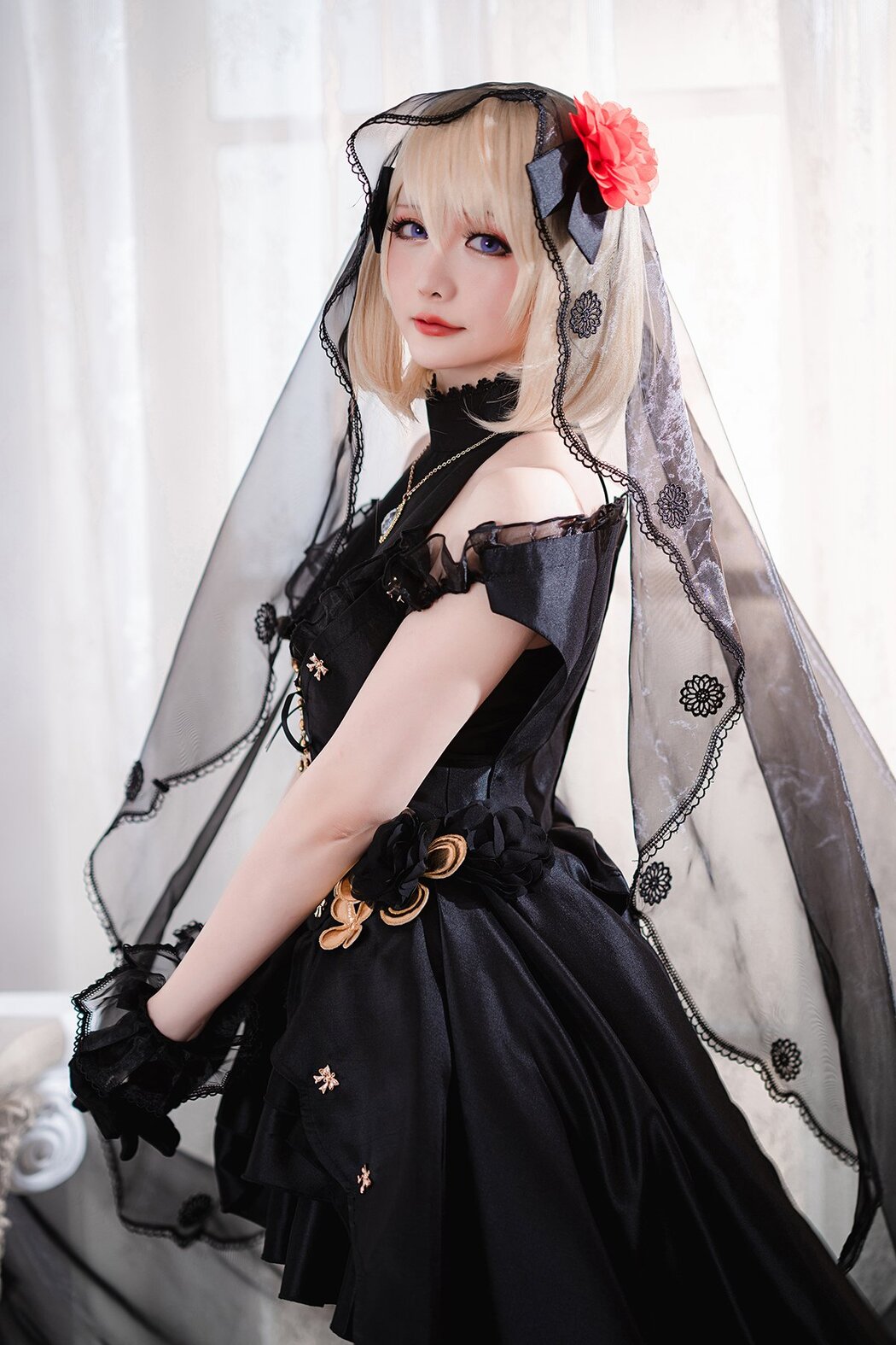 Coser@星之迟迟Hoshilily 斯卡哈同人AndZ23婚纱 A Cover Photo