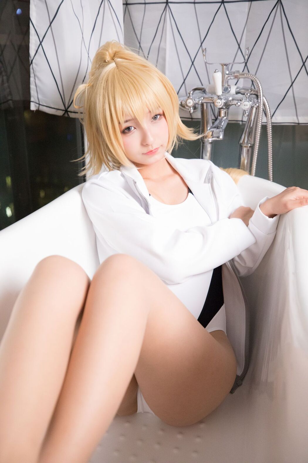 Coser@神楽坂真冬 Vol.036 电子相册-白贞德 Swimingthedrea B