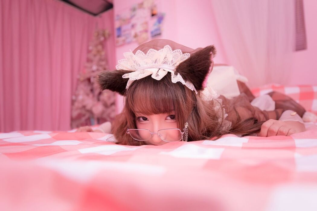 Coser@神楽坂真冬 Vol.042 电子相册-透明女仆 愛のラビリンス B
