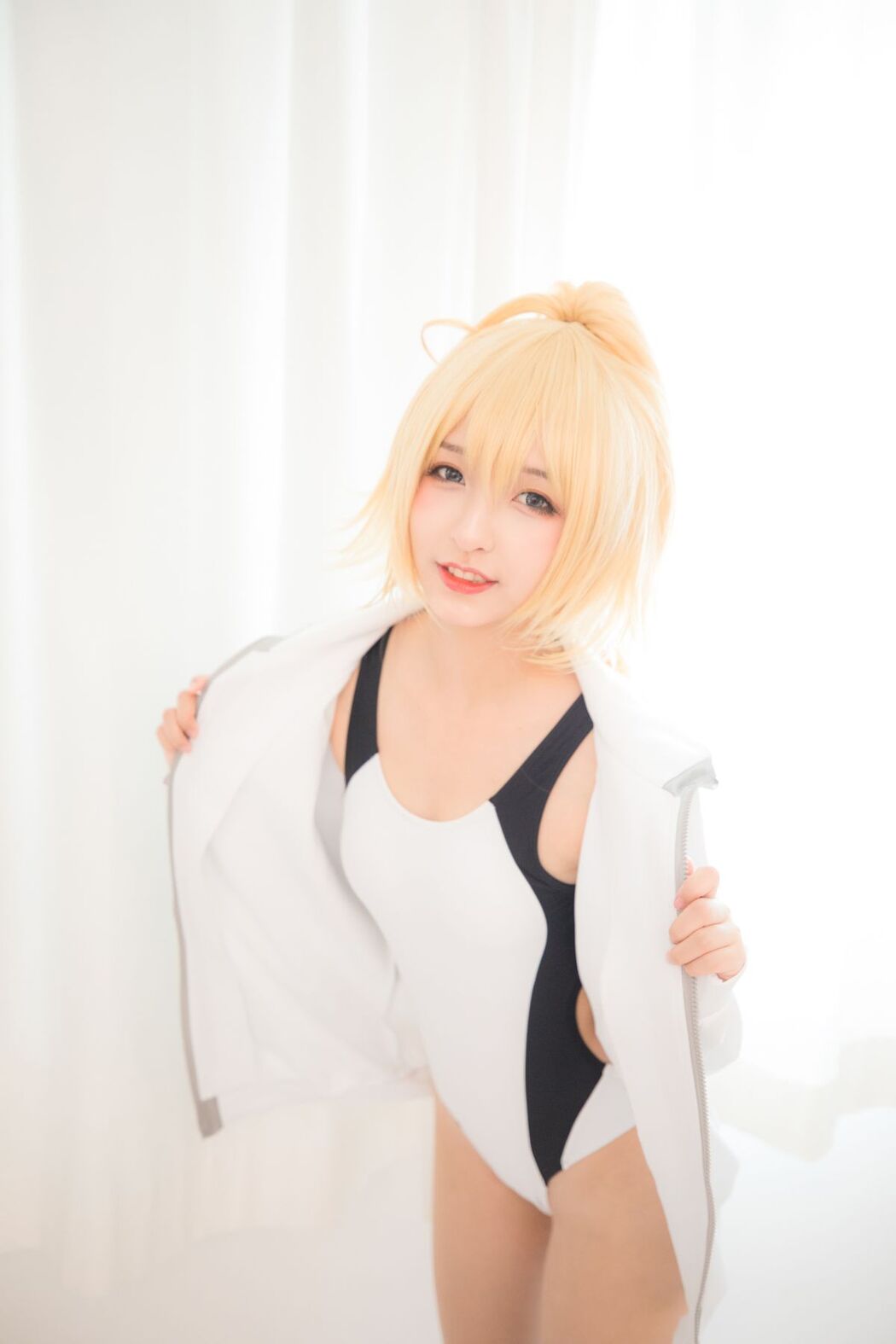 Coser@神楽坂真冬 Vol.036 电子相册-白贞德 Swimingthedrea A