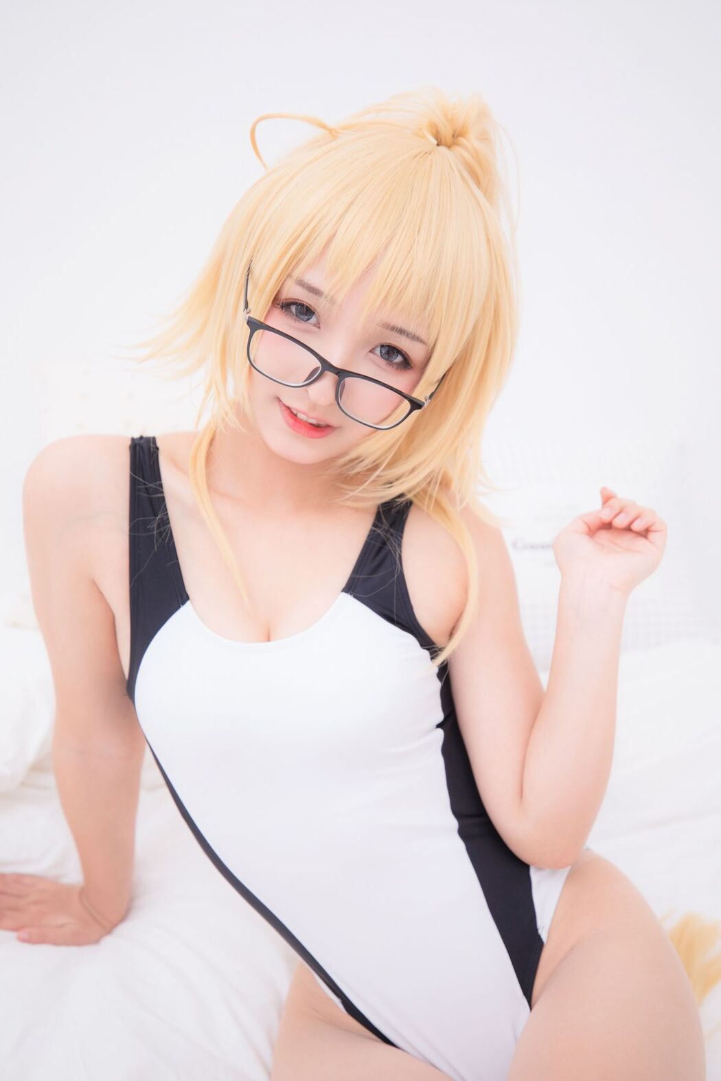 Coser@神楽坂真冬 Vol.036 电子相册-白贞德 Swimingthedrea B