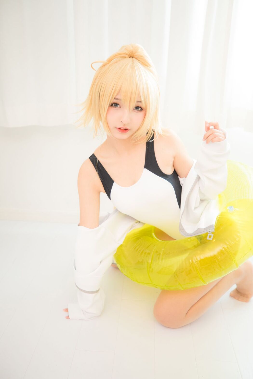 Coser@神楽坂真冬 Vol.036 电子相册-白贞德 Swimingthedrea A