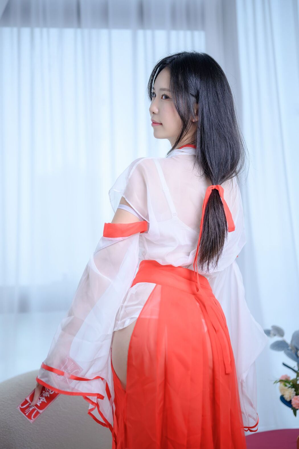 Coser@抖娘-利世 Vol.072 私人驱邪